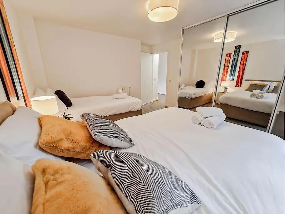 Apartment Comfy 2 Bed Flat With Free Parking, Close To Tube London United Kingdom